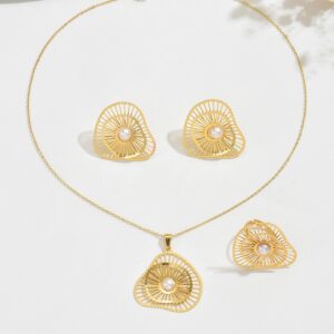 Ladies Jewelry Set Flowered Pearl Combination
